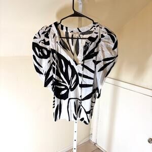 Christian Siriano NWOT Women's Black White Leaf Print Tassel V Neck Blouse XS